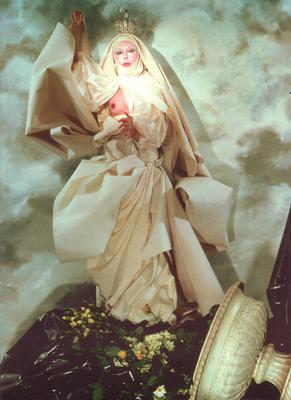 Orlan, 'Le sainte'