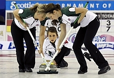 Italia senza curling aspettando i mondiali
