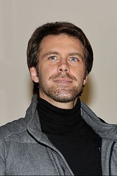 Emanuele Filiberto, un principe a Sanremo   "Canto l'amore per l'Italia"