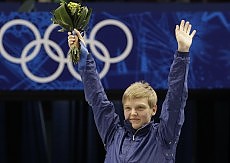 Sorpresa short track  Bronzo alla Fontana