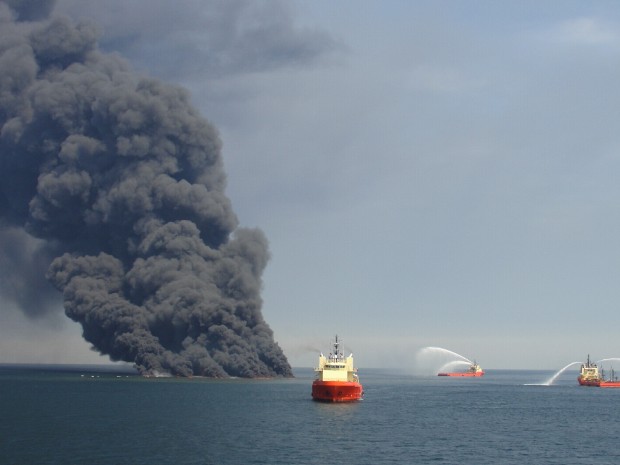 Marea nera, le foto mai viste