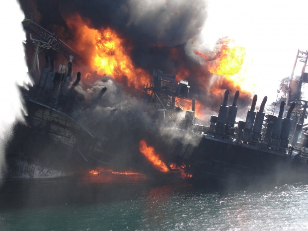 Marea nera, le foto mai viste