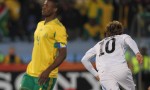 Forlan, tennista mancato e bomber dal cuore d'oro