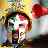 Vuvuzela e makarapa negli armadi Il giorno dopo del Sud Africa