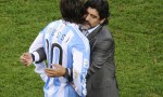 "Orgoglioso dei miei" Ma Diego insulta il pubblico