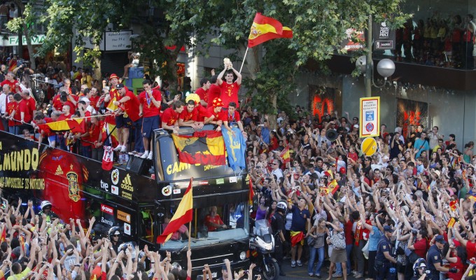 Il ritorno dei campioni Spagna in festa