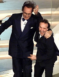 Benigni e il "suo" inno di Mameli Polemica compensi, la Lega attacca
