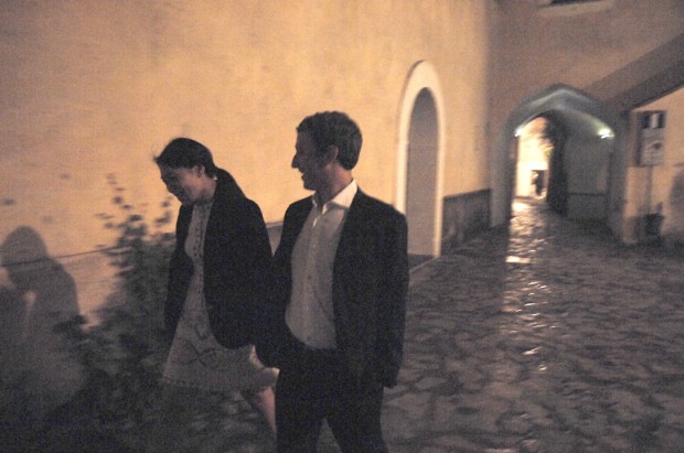 Zuckerberg in luna di miele sbarca a Ravello