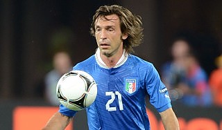 La stampa inglese ci invidia "Pirlo ce l'ha solo l'Italia"