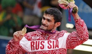 Gamba vince ancora ma fa festa la Russia