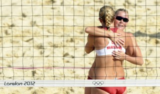Tra curve mozzafiato e bikini Ecco i 'guardoni' del beach volley