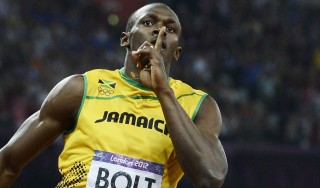 Doping, scontro ad alta velocità Bolt a Carl Lewis: "Non ti rispetto più"