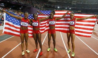 Vola la 4x100 donne Usa Cade un record storico