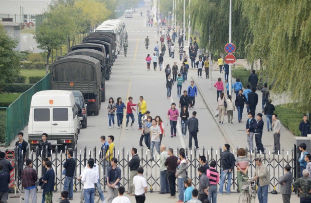 Foxconn, esplode la protesta nella fabbrica dell'iPhone