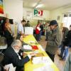 L'incubo della doppia fila ai gazebo "Gli uffici elettorali non bastano"