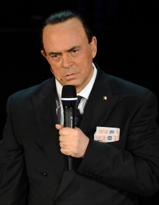 Auditel Sanremo, oltre 14 milioni per la prima. Ma irrompe il dramma dei Ricchi e Poveri