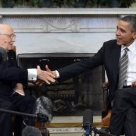 Obama si informa sulle elezioni italiane: "Napolitano leader straordinario per Italia e Ue"