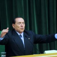 Berlusconi: "Nel 2006 sconfitti per i brogli". Pisanu: "Bugiardo incallito e alterato" Berlusconi: "Nel 2006 sconfitti per i brogli". Pisanu: "Bugiardo incallito e alterato"