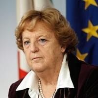 L'appello della Cancellieri. "Italiani votate tutti" L'appello della Cancellieri. "Italiani votate tutti"
