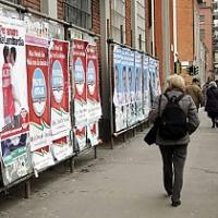 Grillo promosso, Monti bocciato In corsa molti leader e pochi "eroi" Grillo promosso, Monti bocciato In corsa molti leader e pochi "eroi"