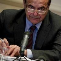 I militanti Pd a Bersani: "Mai con Berlusconi cerchiamo il dialogo con il M5S" I militanti Pd a Bersani: "Mai con Berlusconi cerchiamo il dialogo con il M5S"