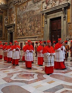 Come si elegge il Papa: tra regole e riti, viaggio tra i segreti della cappella Sistina