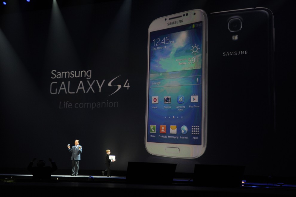 Samsung, ecco il Galaxy S4