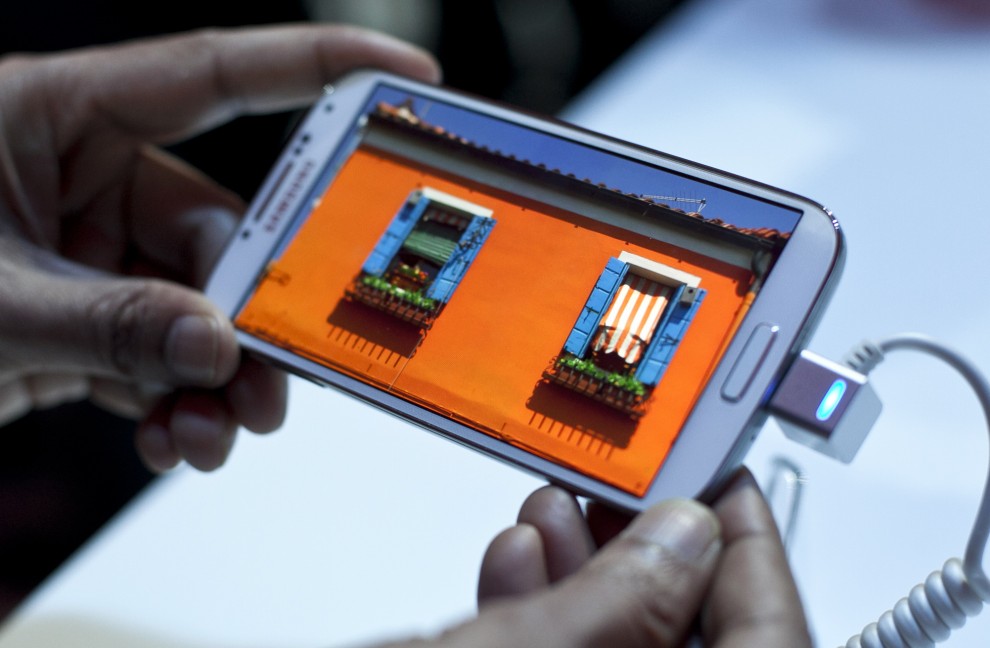 Samsung, ecco il Galaxy S4