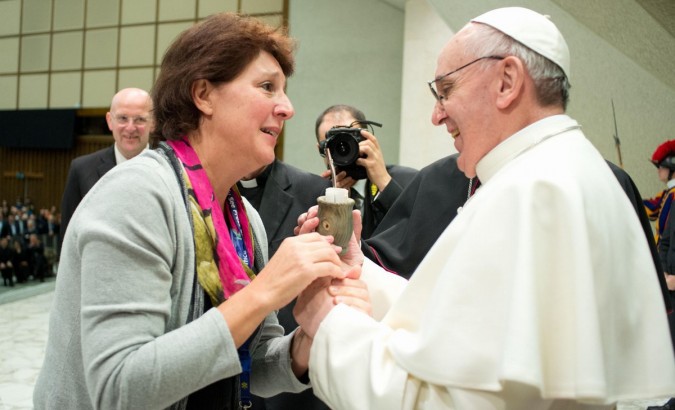 "Vorrei una Chiesa povera... Così ho scelto Francesco" video Ai giornalisti : avete faticato