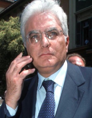 Quirinale, Bersani ora punta su un cattolico:  con Marini spunta il nome di Mattarella