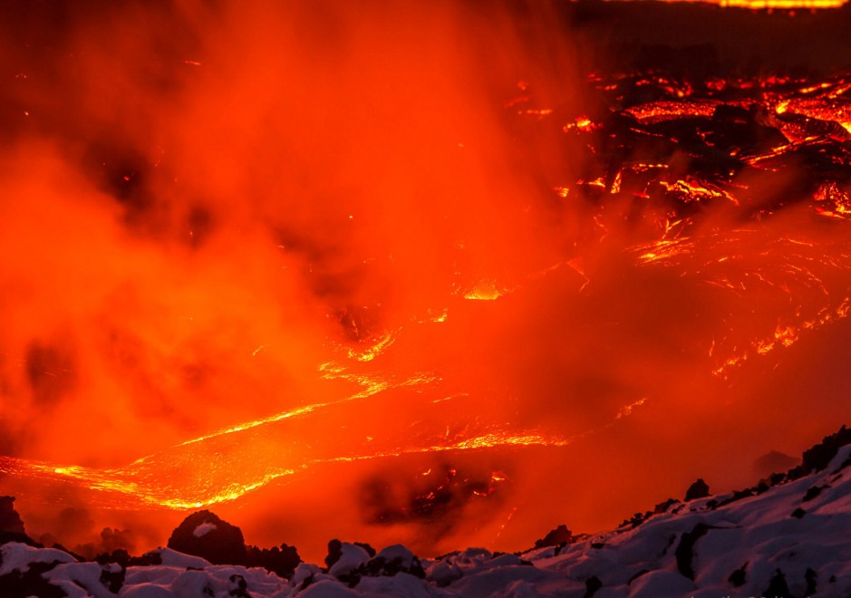 Russia. L'eruzione in Kamchatka ripresa da due blogger