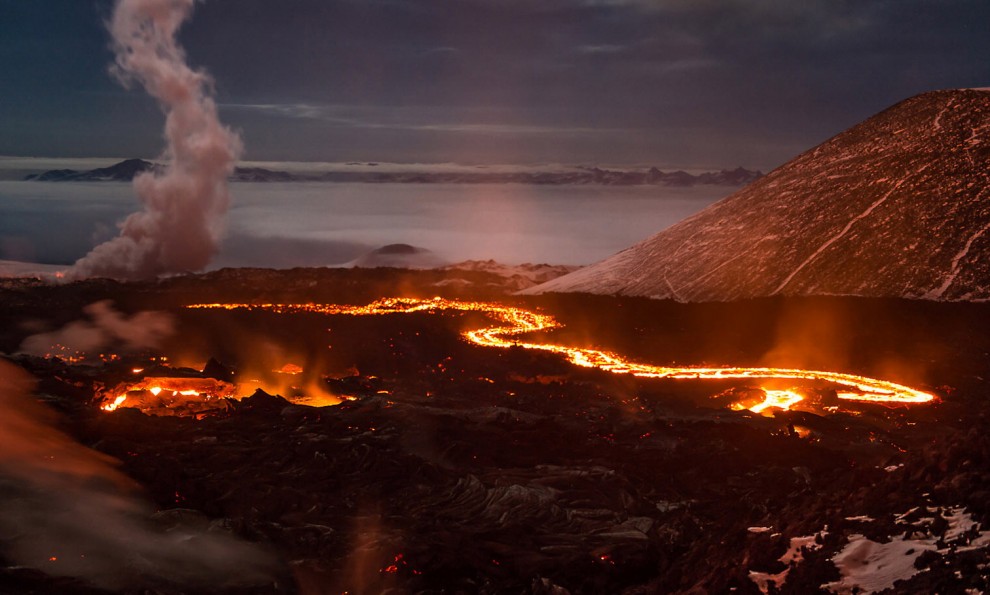 Russia. L'eruzione in Kamchatka ripresa da due blogger