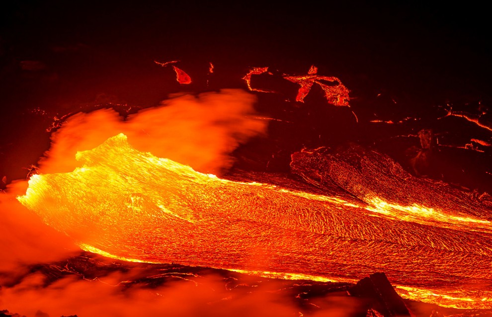 Russia. L'eruzione in Kamchatka ripresa da due blogger