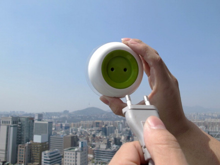 Window Socket, la presa solare da finestra