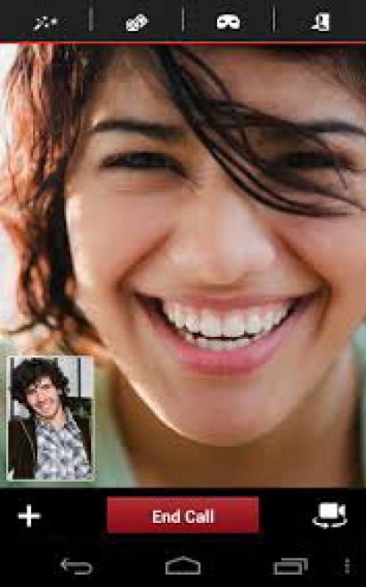 Viber lancia la sfida a Skype
