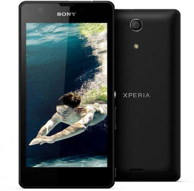 Sony XPeria ZR punta sul "waterproof"