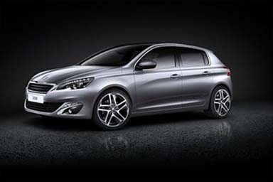 Attacco Peugeot al trono Golf