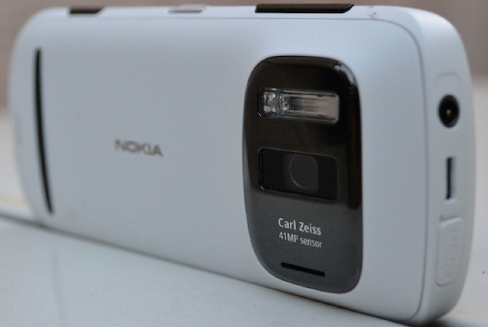 Nokia Eos, un Lumia da 41 Megapixel