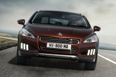 Peugeot 508 RXH, diesel-ibrida da show