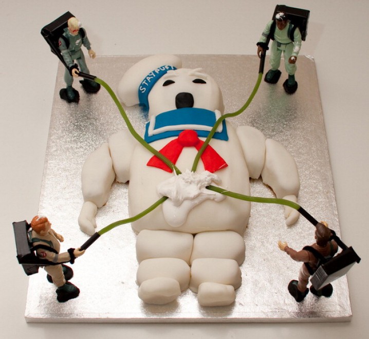 Troppo belle per essere mangiate: le torte da geek