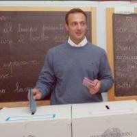 Comunali, sempre meno alle urne. "Cittadini delusi da tutti", è già scontro