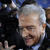 Ministri soddisfatti: "Voto aiuta il nostro lavoro" Cicchitto autocritico: "Dipendenti da Berlusconi"