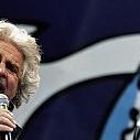 Cinquestelle, uno tsunami di scontento. Grillo: "Errori, ma l'Italia peggiore vota i partiti"