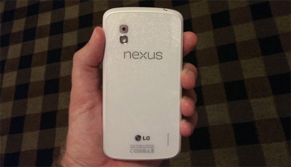 Lg svela il Nexus 4 bianco