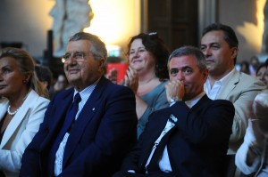 Il saluto di Mauro e De Benedetti. E a sorpresa telefona la Littizzetto