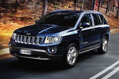 Jeep Compass, un filo di trucco