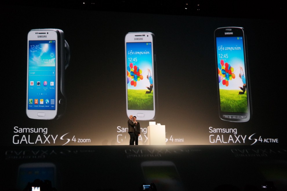 Samsung, nuovi tablet, pc e fotocamere "smart"