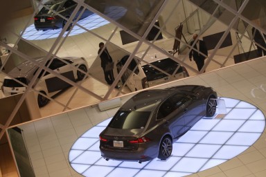 Mercato auto giugno, è ancora calo: meno 5,5%
