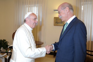 Una bici elettrica per Papa Francesco