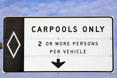 Se l'auto inquina come l'aereo: "La soluzione è il carpooling"